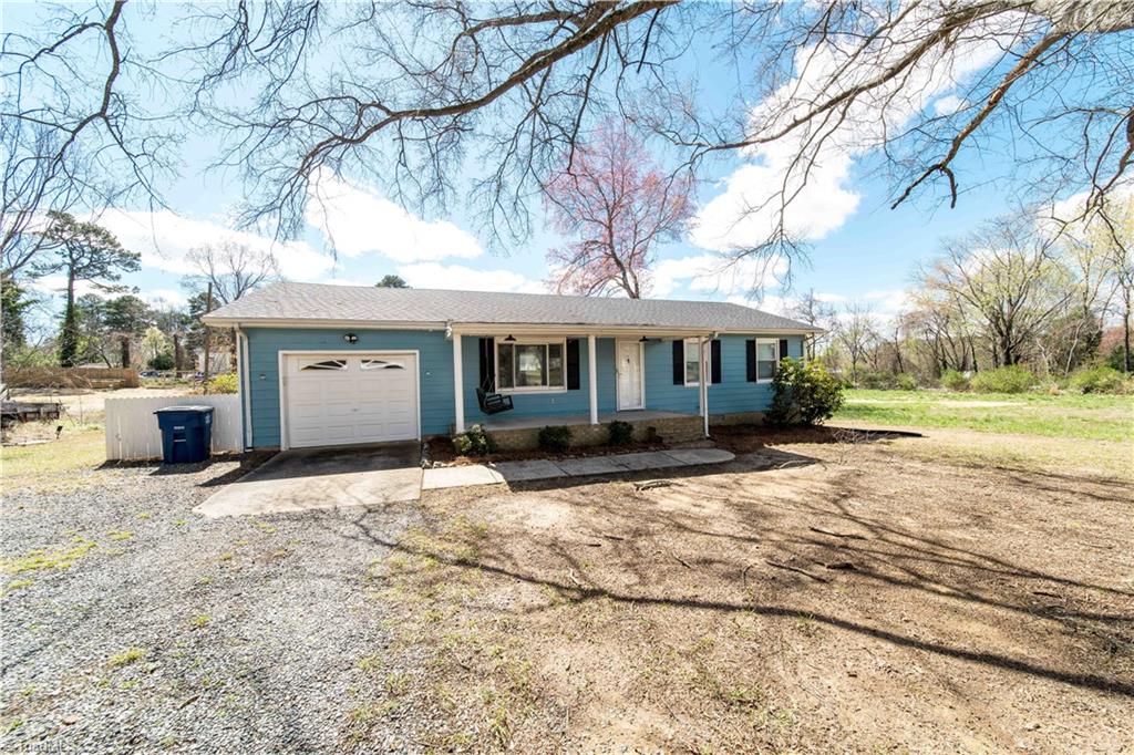 4330 Glenford Drive, Winston-Salem