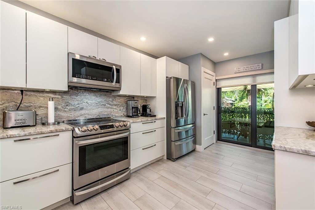 1808 Kings Lake BLVD # 205 Unit: 5-205