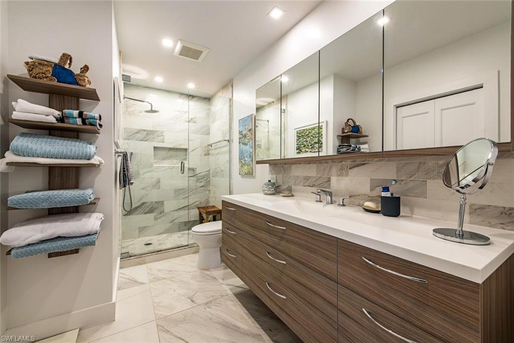 1808 Kings Lake BLVD # 205 Unit: 5-205