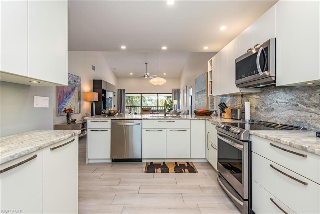 1808 Kings Lake BLVD # 205 Unit: 5-205