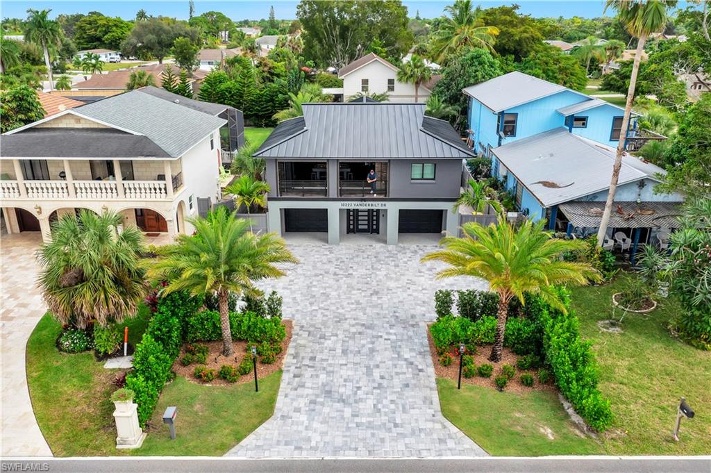 10222 Vanderbilt DR