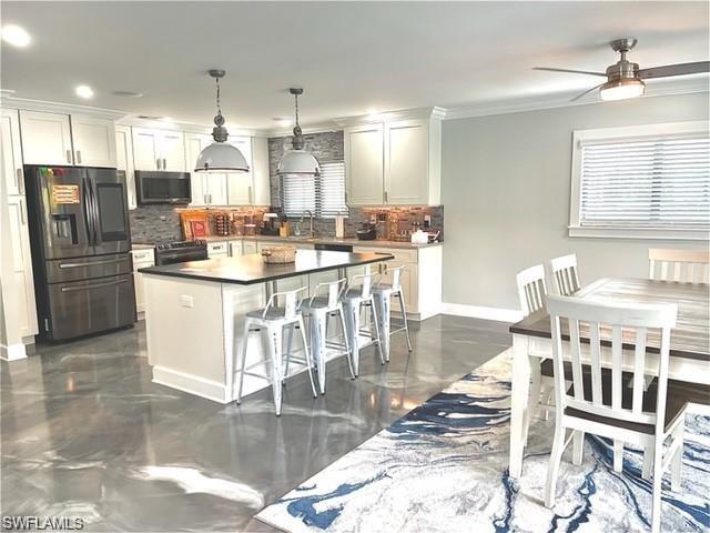 10222 Vanderbilt DR
