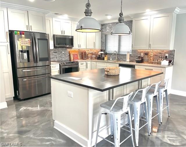 10222 Vanderbilt DR