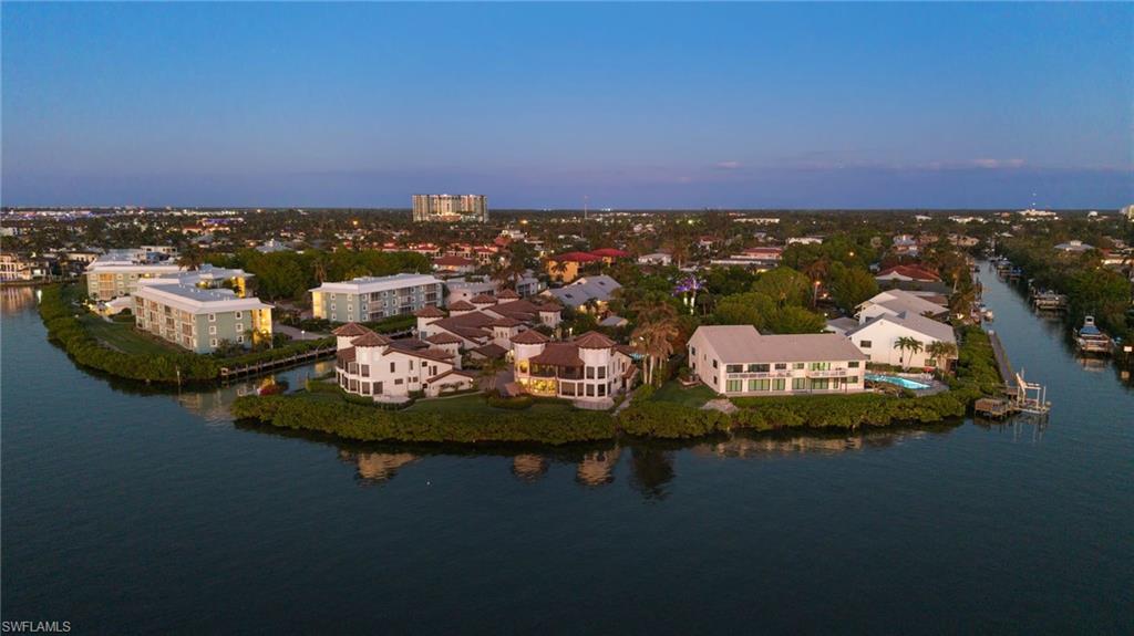 1301 Chesapeake AVE # 1B