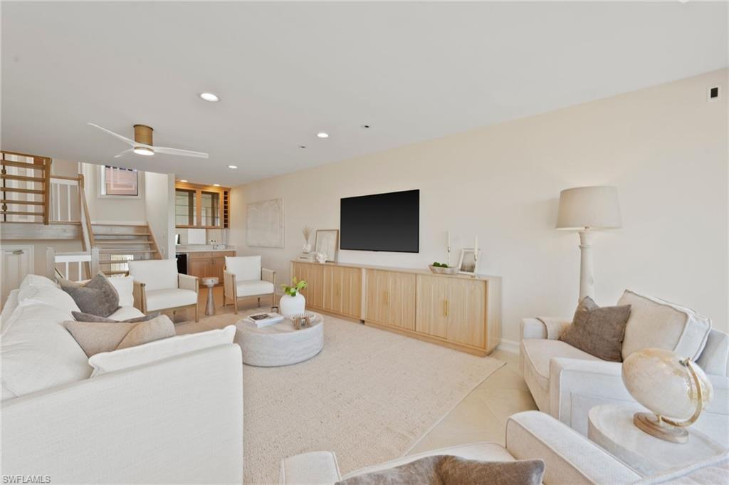 1301 Chesapeake AVE # 1B