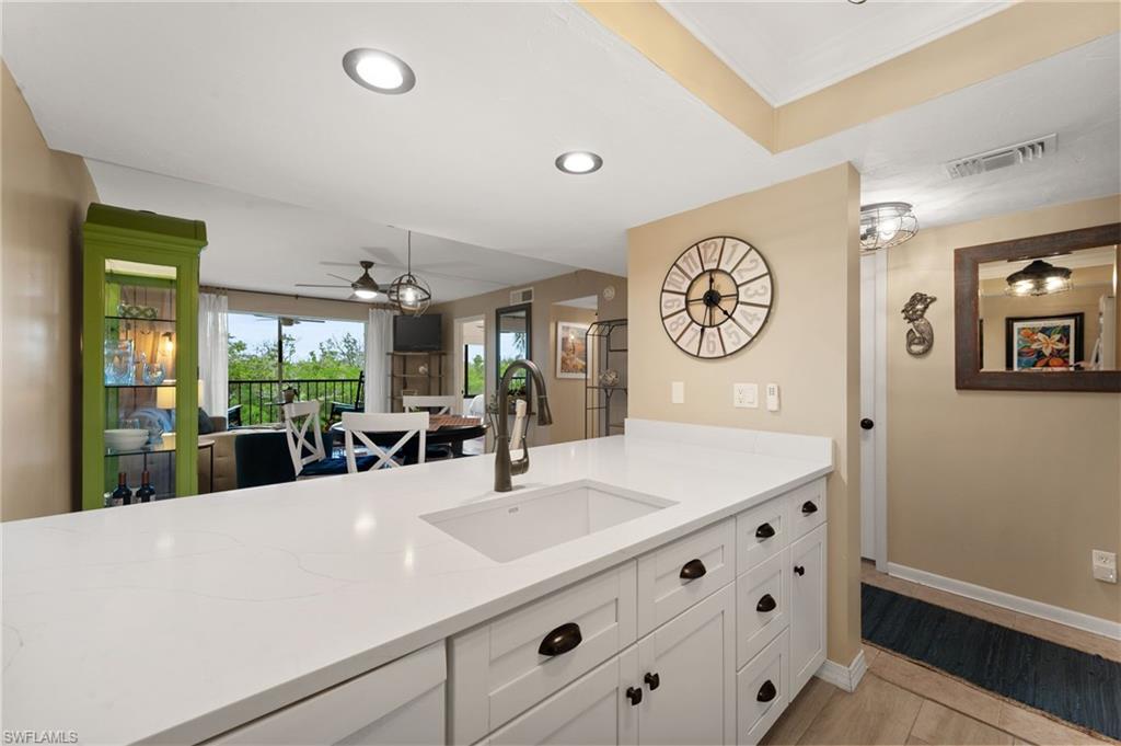 5220 Bonita Beach RD SW # 111