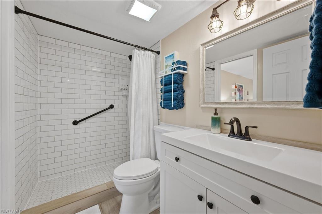 5220 Bonita Beach RD SW # 111