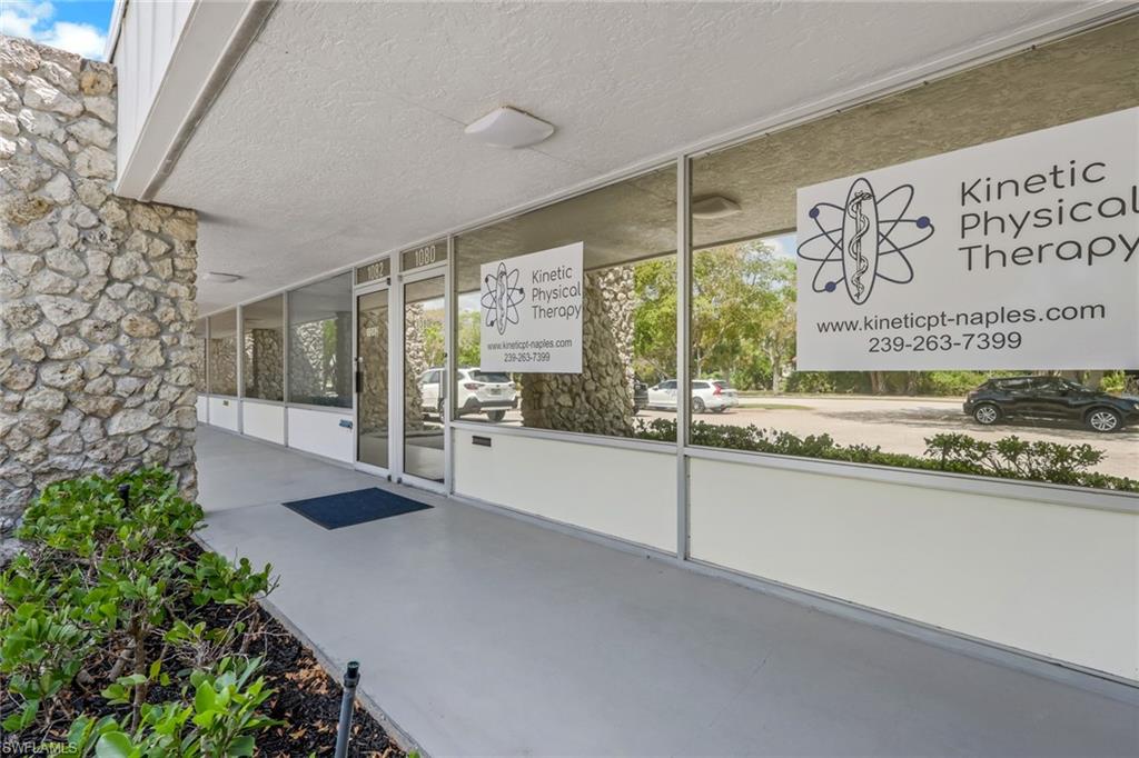 1078, 1080, 1082 6th AVE N 18