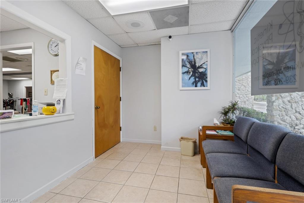 1078, 1080, 1082 6th AVE N 18