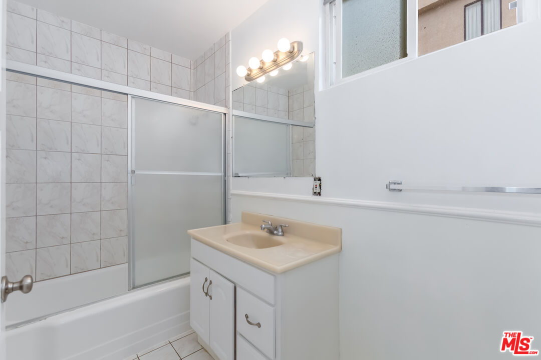 1101 Euclid St Unit: E