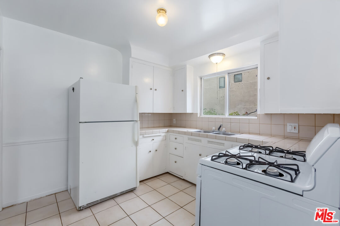 1101 Euclid St Unit: E