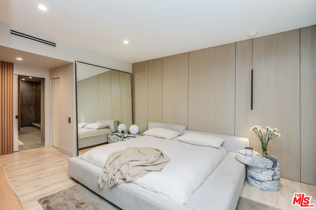 814 Amherst Ave Unit: 103