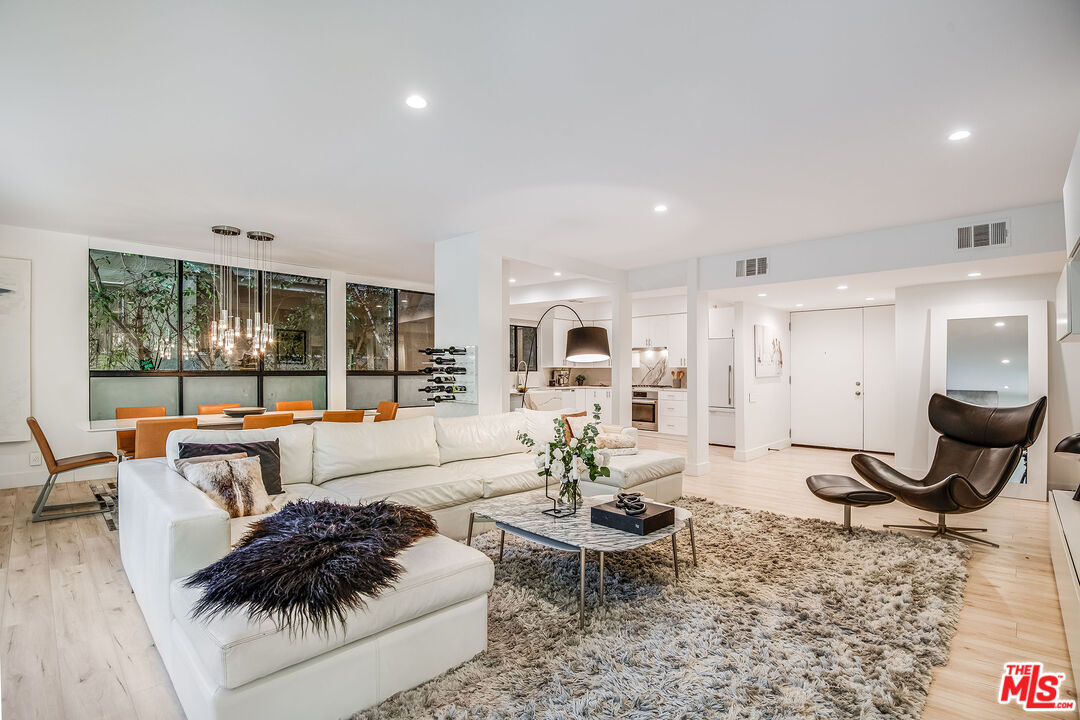 814 Amherst Ave Unit: 103