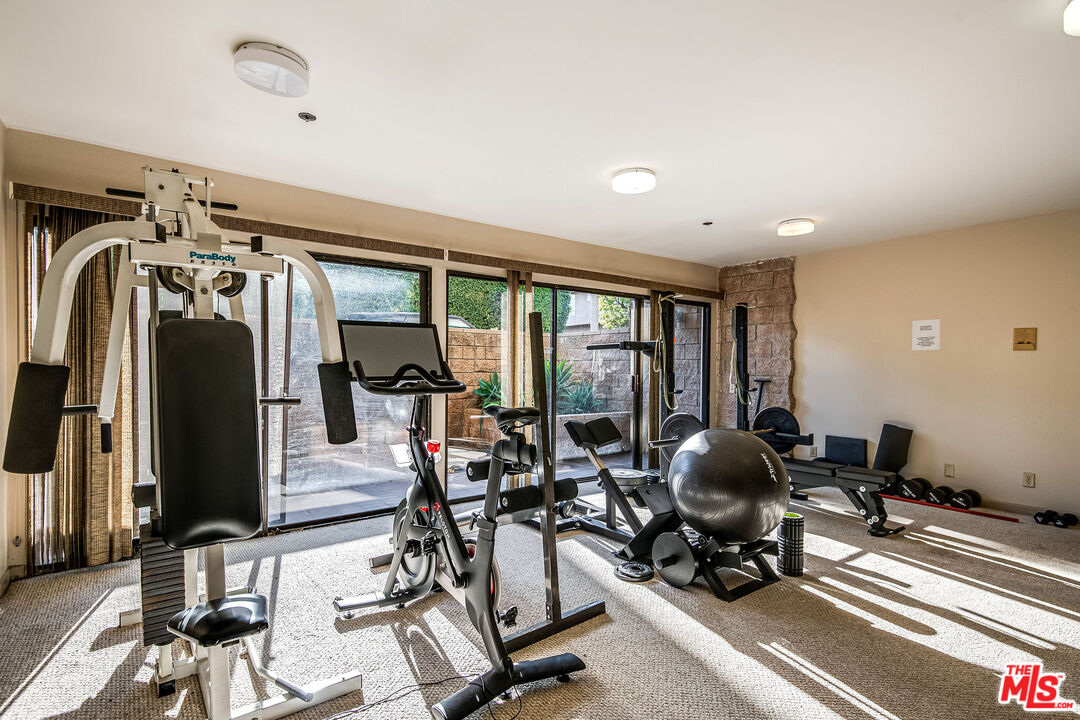 814 Amherst Ave Unit: 103