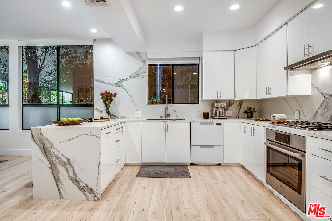 814 Amherst Ave Unit: 103