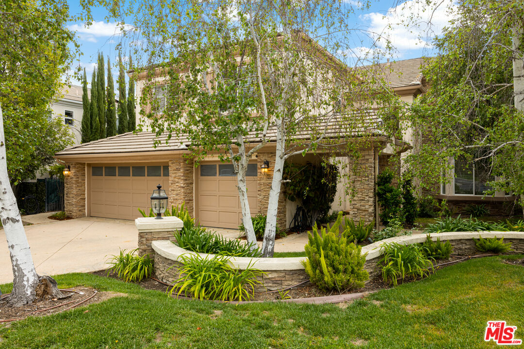 3910 Leighton Point Rd