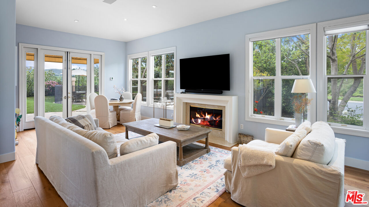 3910 Leighton Point Rd