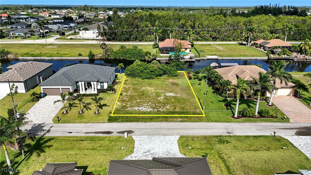 2358 NW 39th AVE