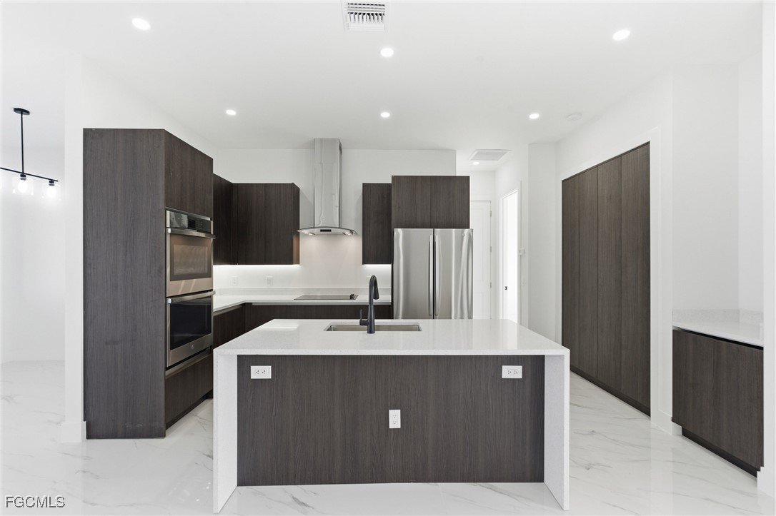 2626 NW 15th ST