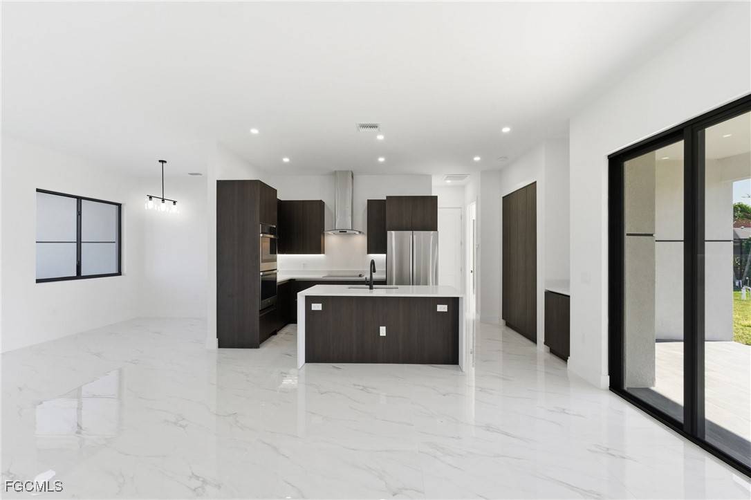2626 NW 15th ST