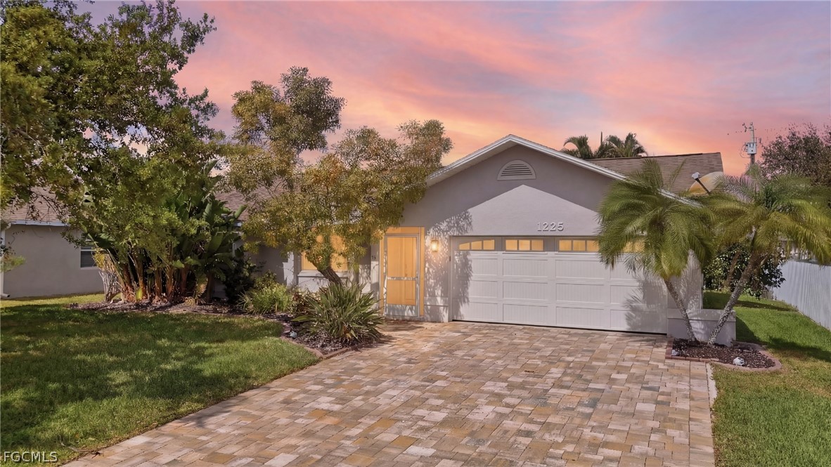 1225 SW 34th TER