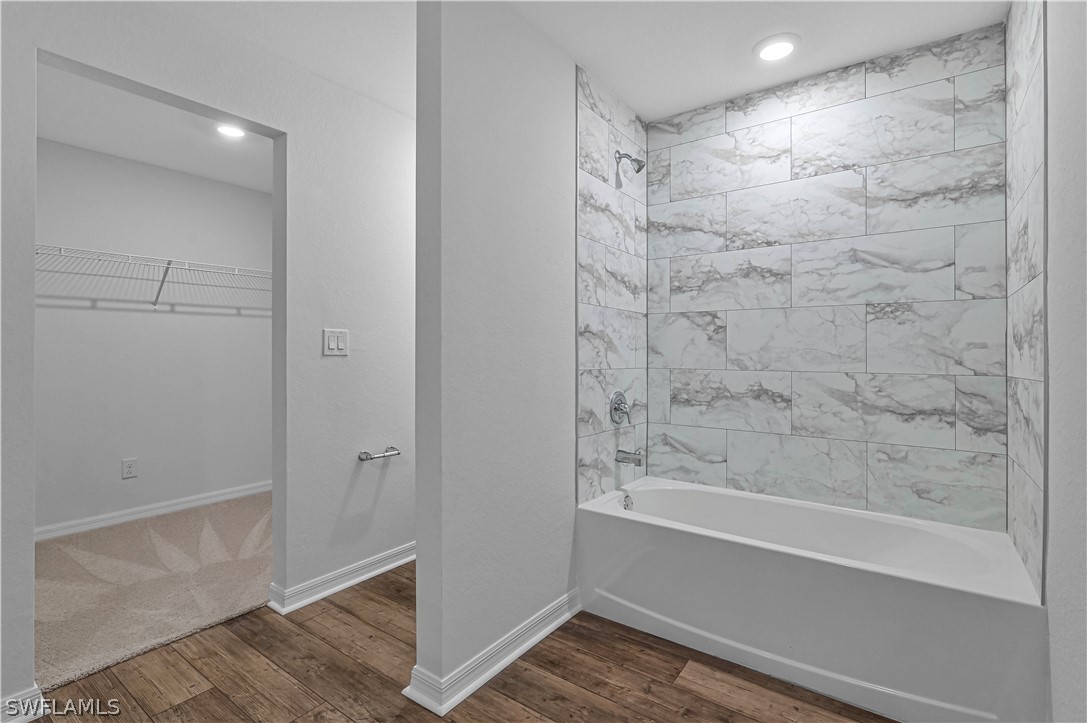 1719 NW 8th Place