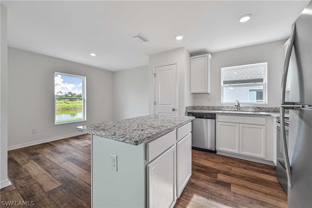 1719 NW 8th Place
