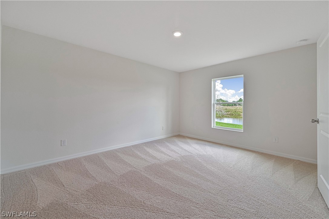 1719 NW 8th Place