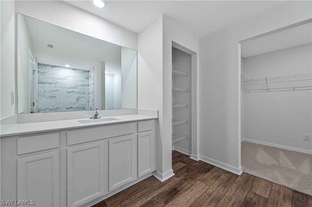 1719 NW 8th Place