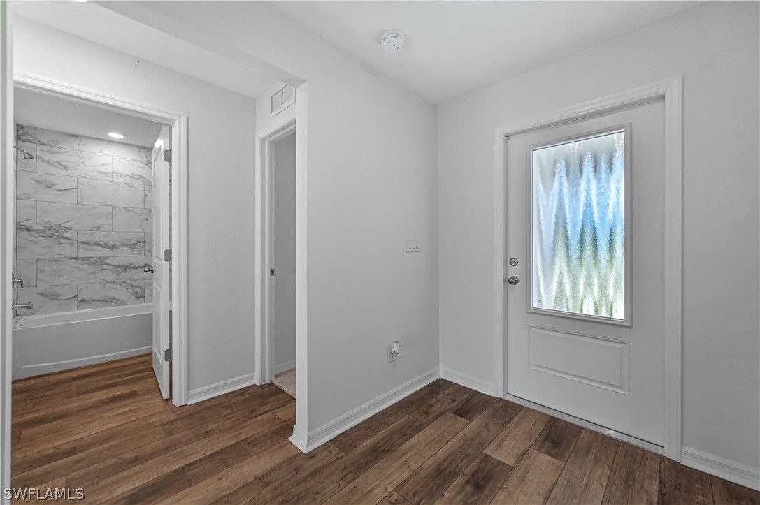 1719 NW 8th Place