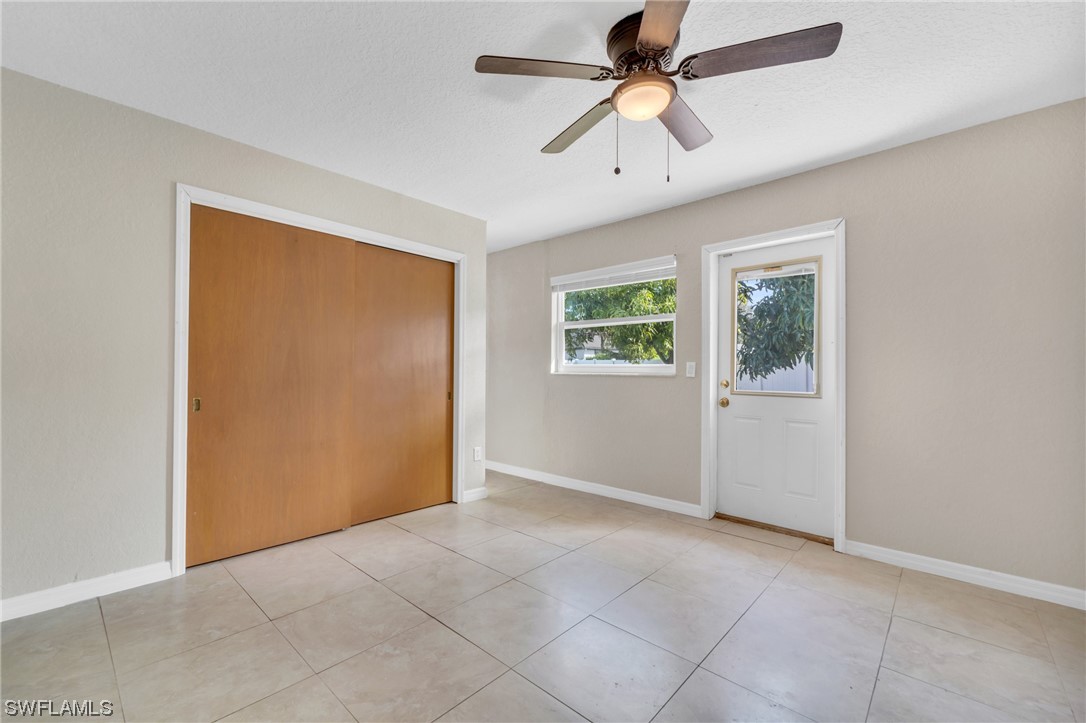 2911 SW 5th Place