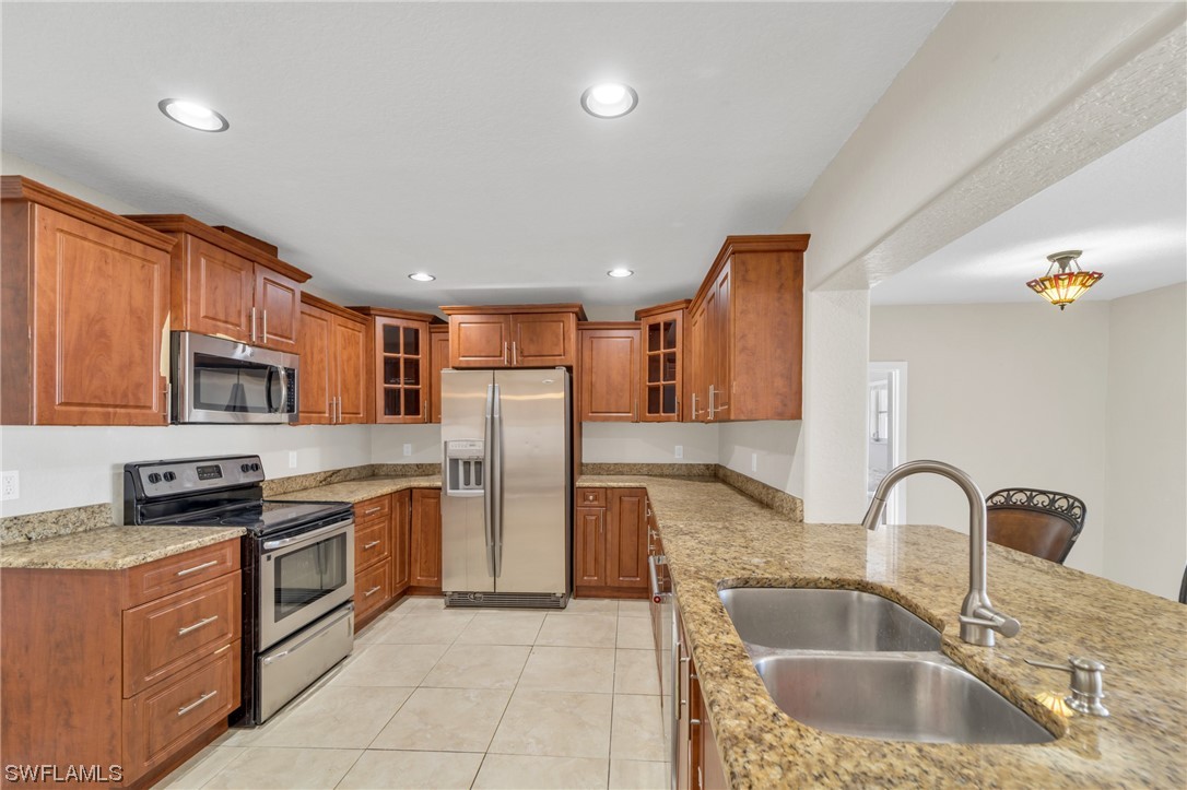 2911 SW 5th Place