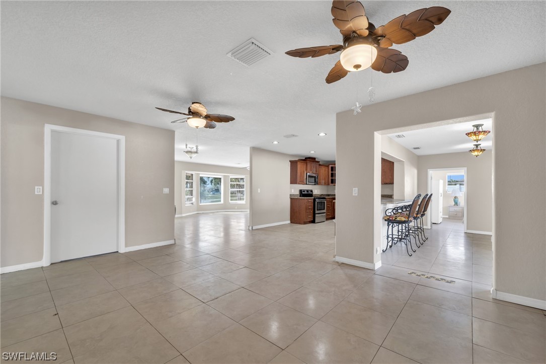 2911 SW 5th Place