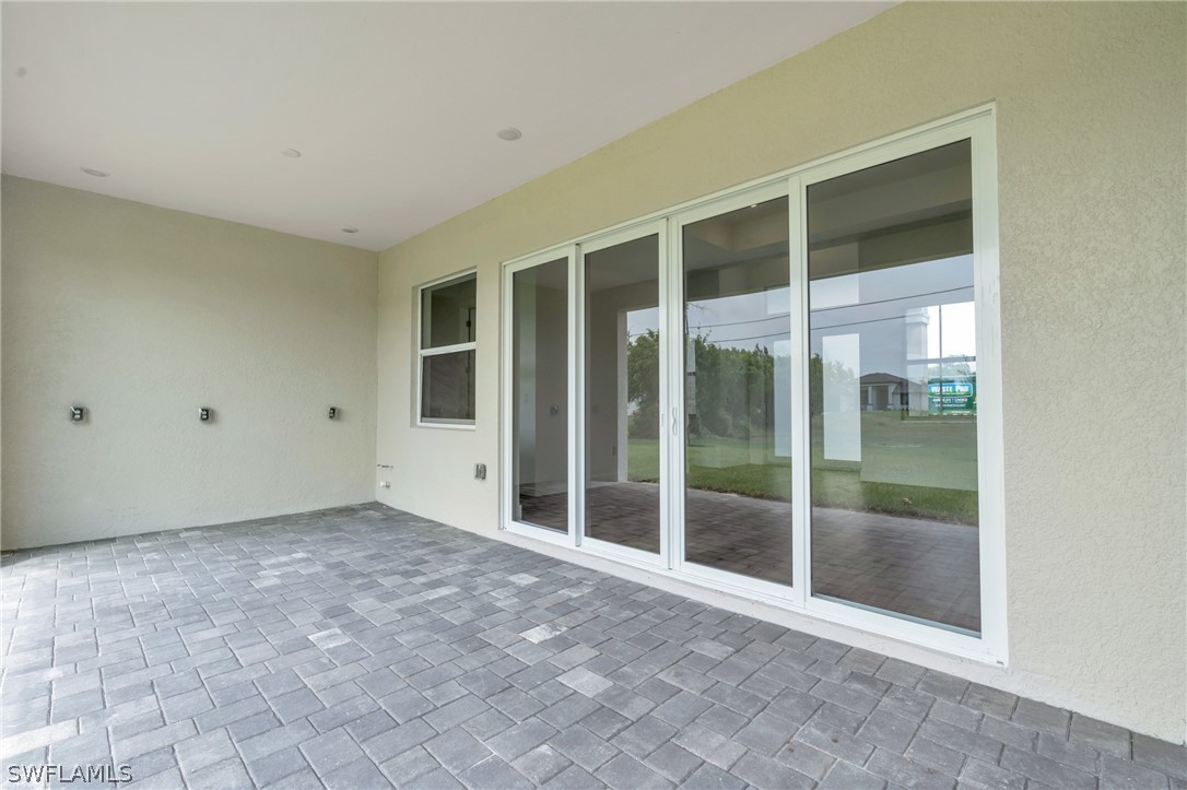 840 SW 14th PL