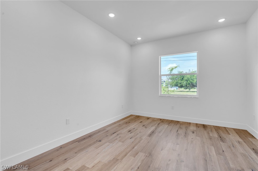 840 SW 14th PL