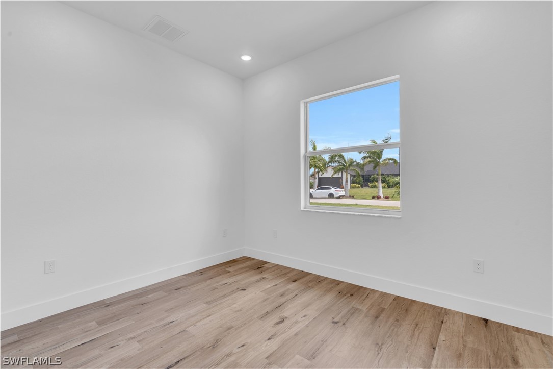 840 SW 14th PL