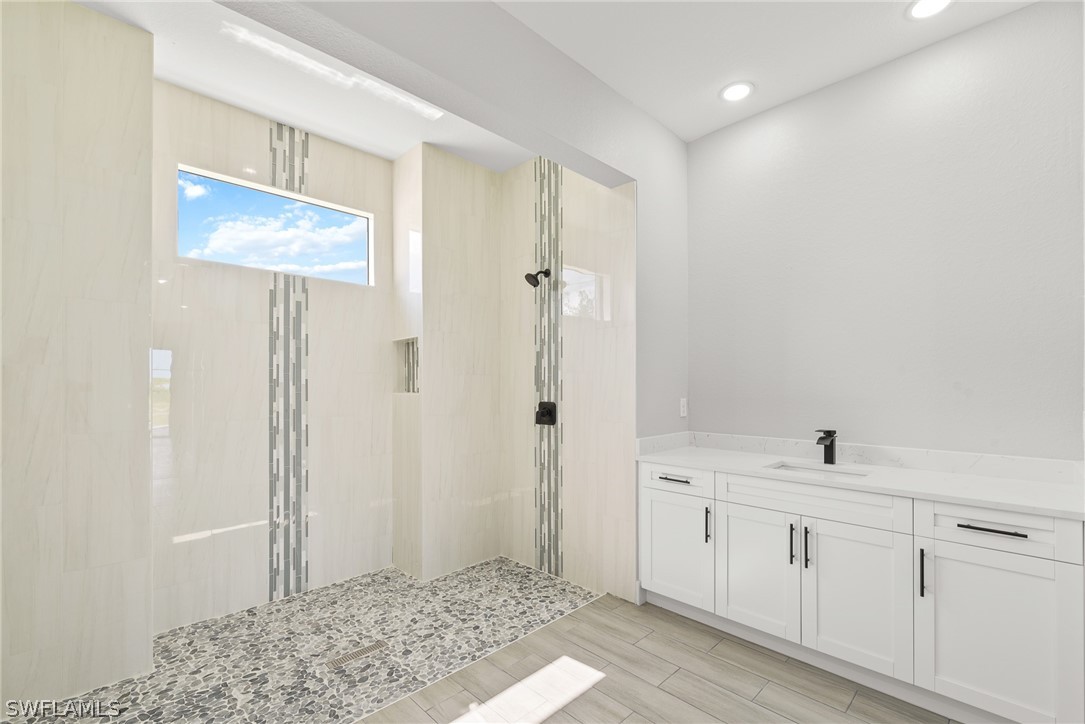 2806 NW 45th PL