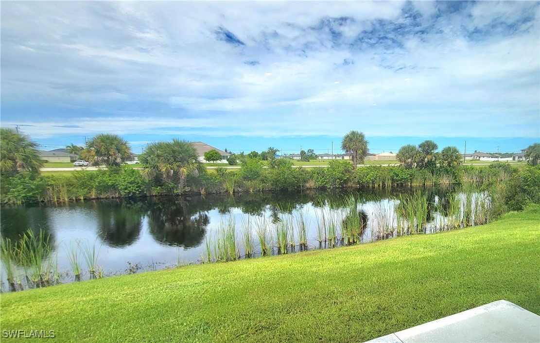 3818 NW 40th AVE