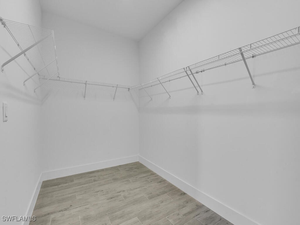 3818 NW 40th AVE