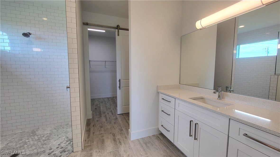 3818 NW 40th AVE