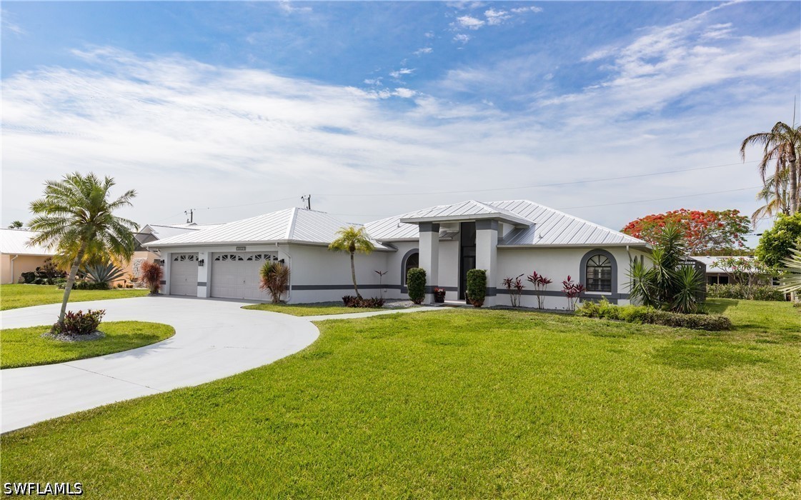 512 SE 33rd TER