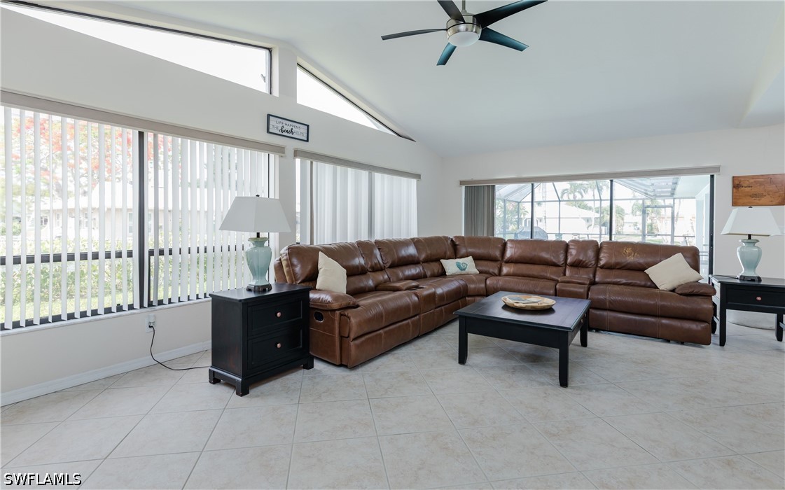512 SE 33rd TER