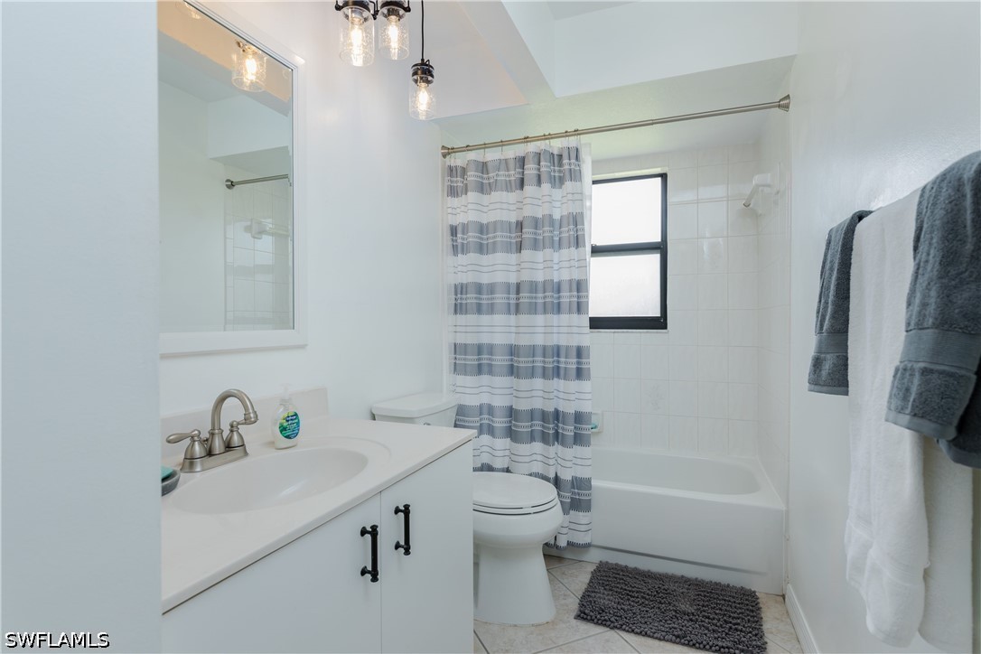 512 SE 33rd TER