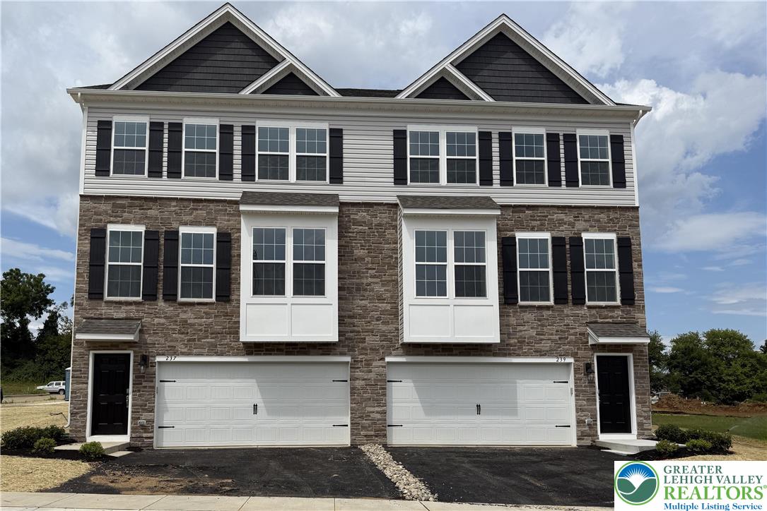 239 Winding Road