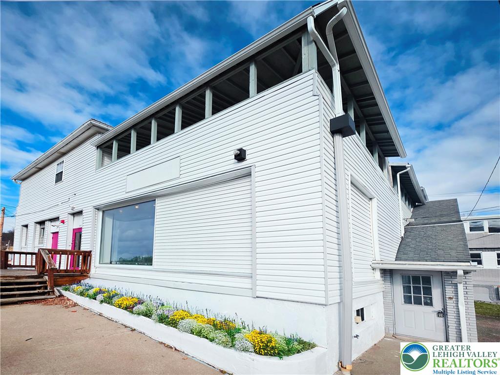 1401 Broadway 3