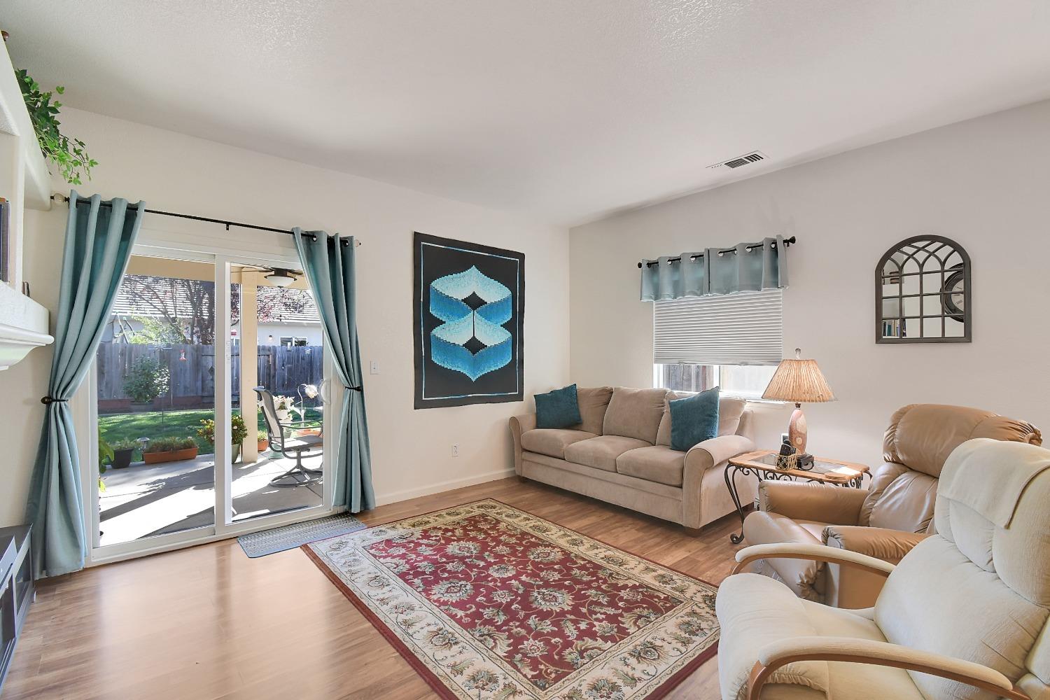 373 Mosburg Loop