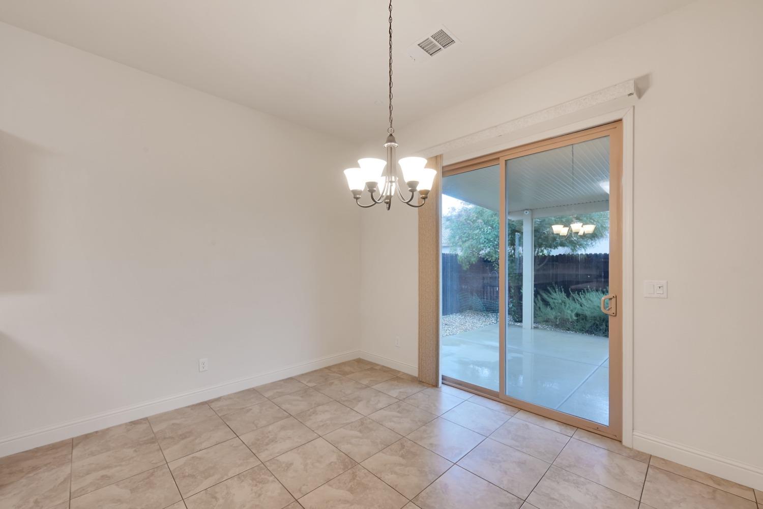 5531 Peach Tree Drive