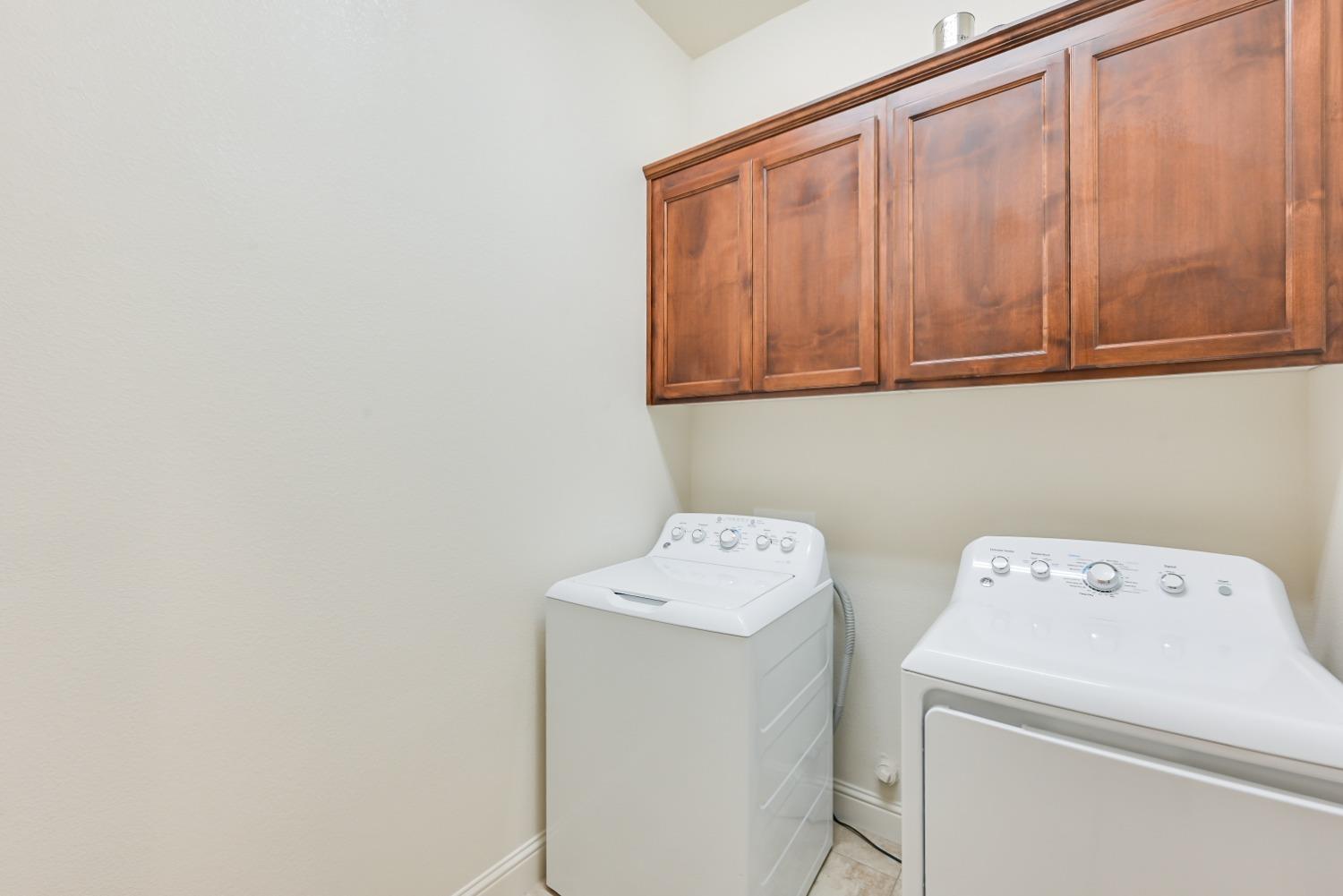 5531 Peach Tree Drive