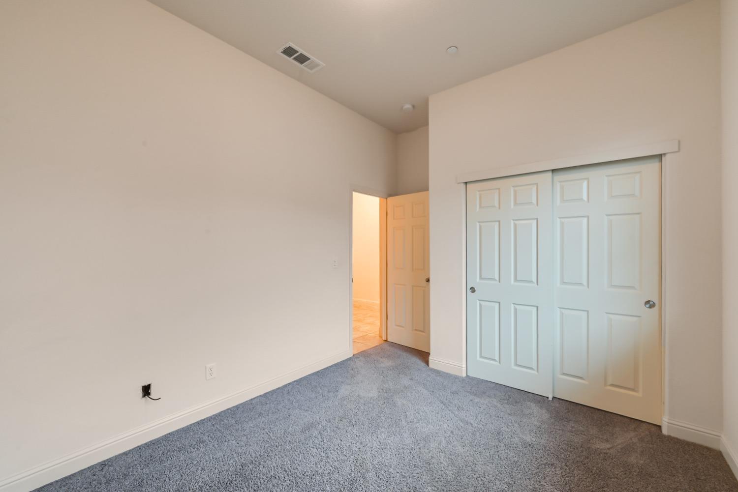 5531 Peach Tree Drive