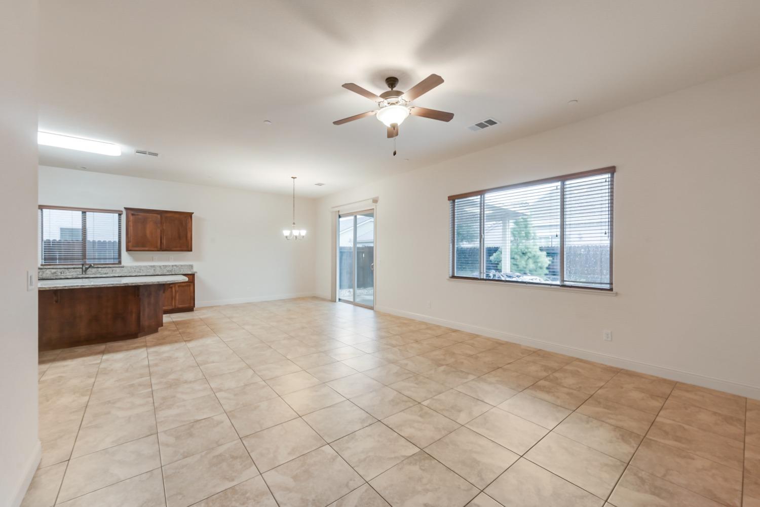 5531 Peach Tree Drive